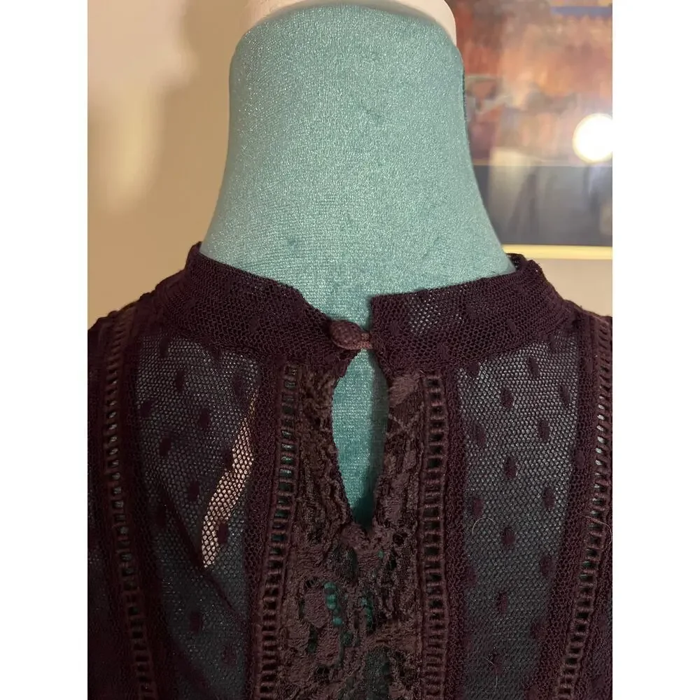 FREE PEOPLE Purple lace tunic. Small